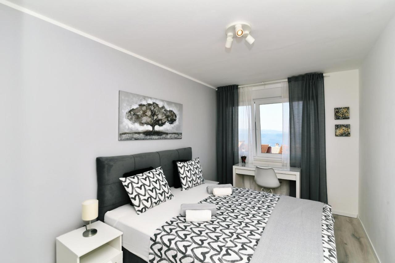 Mamma Mia Lux Apartment Fiume Esterno foto