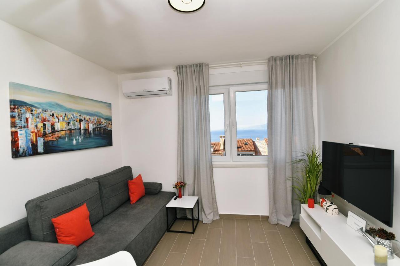 Mamma Mia Lux Apartment Fiume Esterno foto